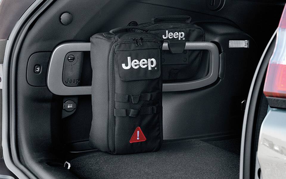 What is the jeep cargo management system #5