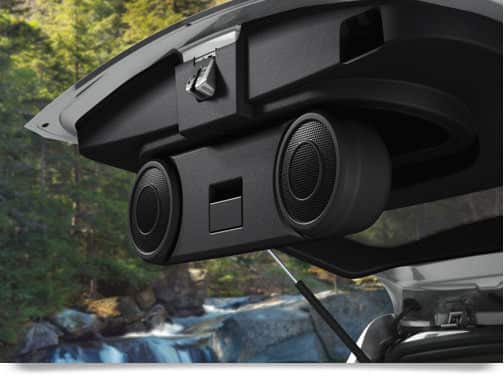 Liftgate speakers in the 2014 Jeep Compass