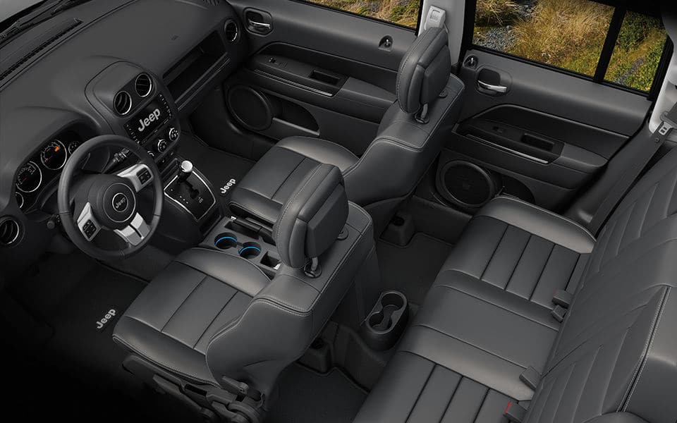 2-2014-jeep-patriot-interior-seating.jpg