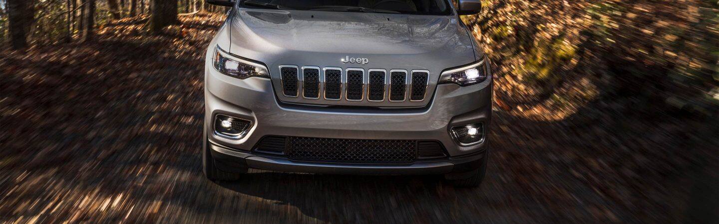 2019-Jeep-Cherokee-Trailhawk-Overview-Exterior-Grille