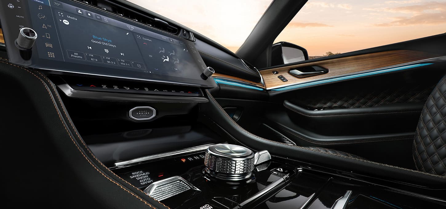 Jeep Grand Cherokee dashboard with the center and front-passenger touchscreens