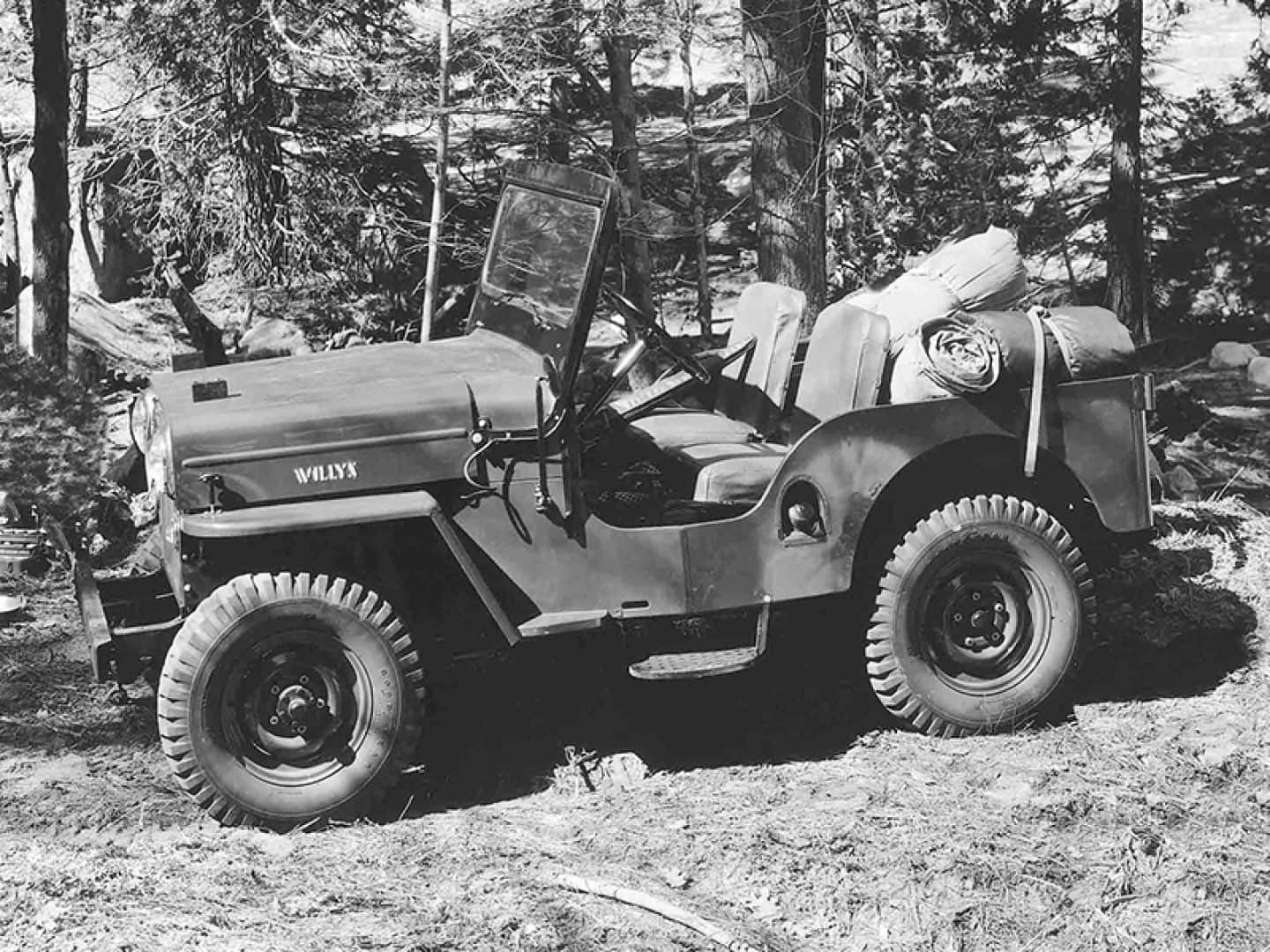 オキュパイド　1947〜1952 GHQ オープンジープ　　　　ゼンマイ式 1950s Jeep® | The Decade That Introduced the Jeep CJ-5 & M38