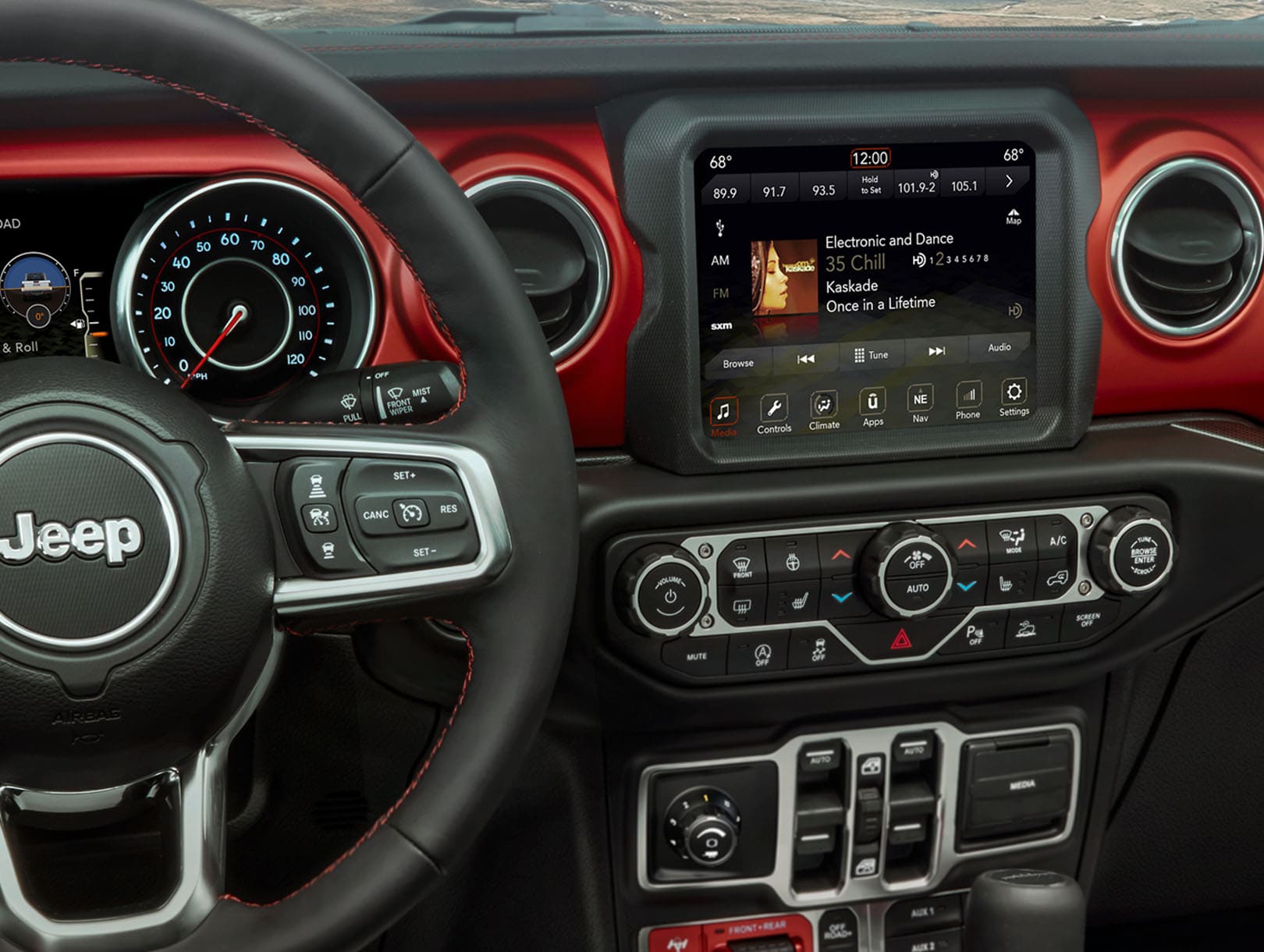 Do 2024 Jeep Grand Cherokees Have Apple CarPlay? Full Guide