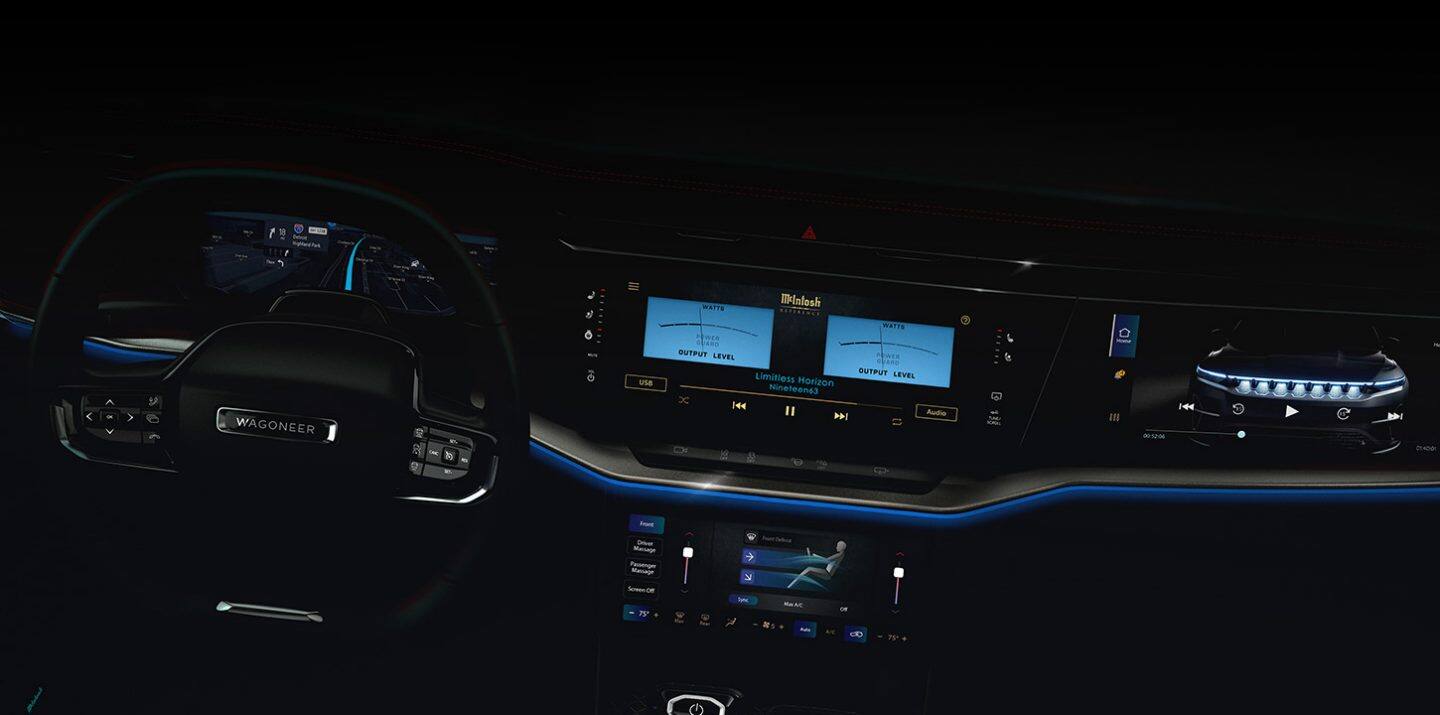 Una cinta de luz ambiental azul delinea el tablero en un Jeep Wagoneer S Launch Edition 2025.