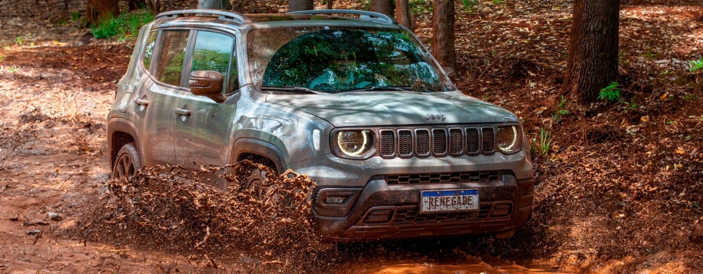 Jeep® Renegade 2023  SUV pequeño todoterreno: diversión sobre cuatro ruedas