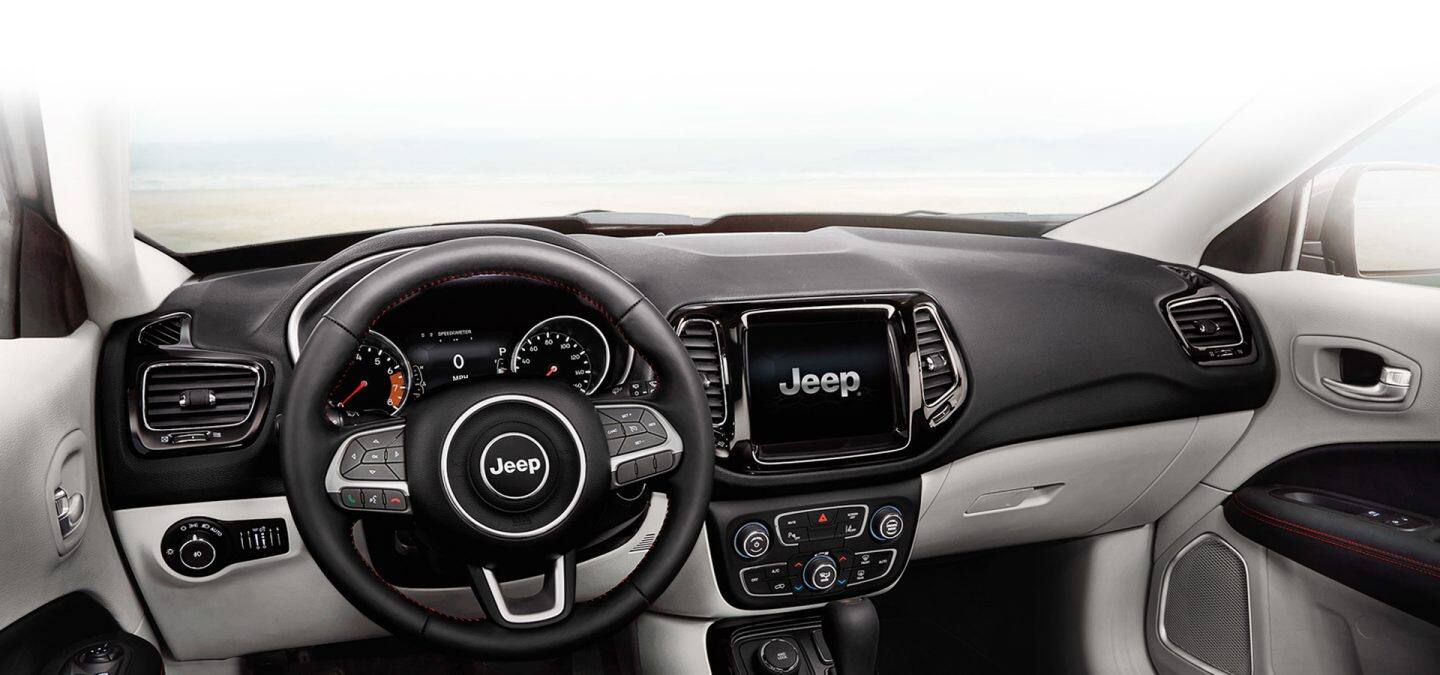 2019 Jeep Compass Stylish Interior Features