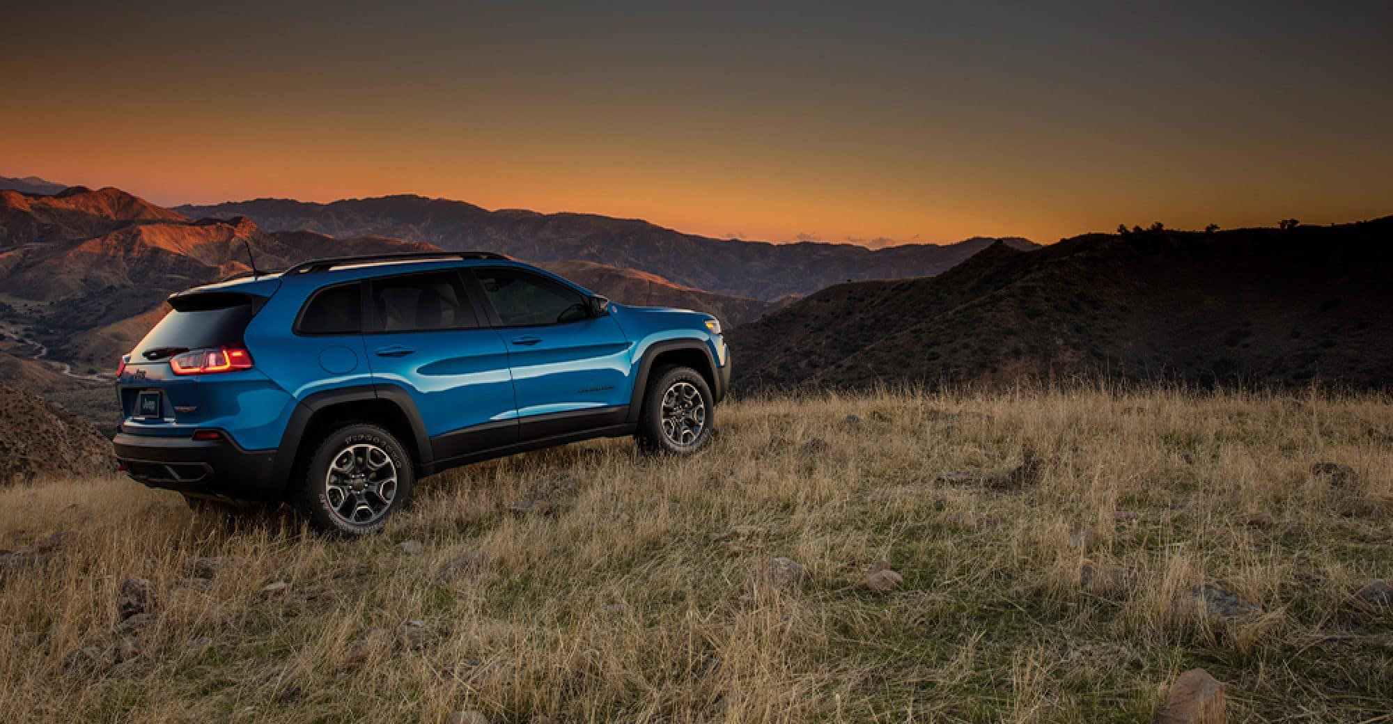 Accessories for top 2021 jeep cherokee