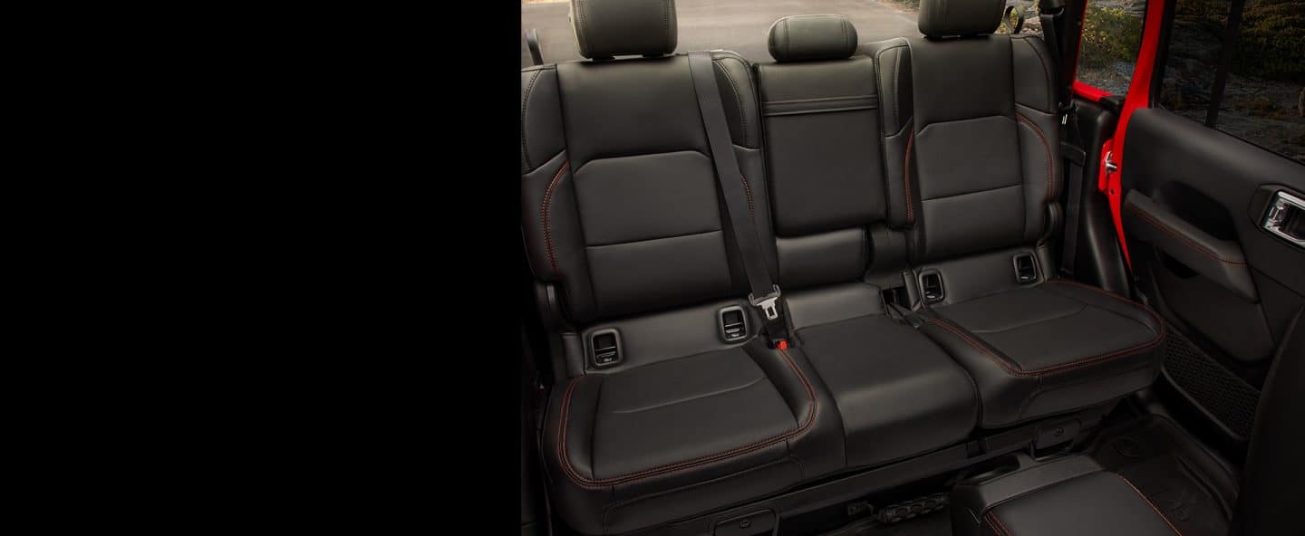 2020 Jeep Gladiator Competitive Compare