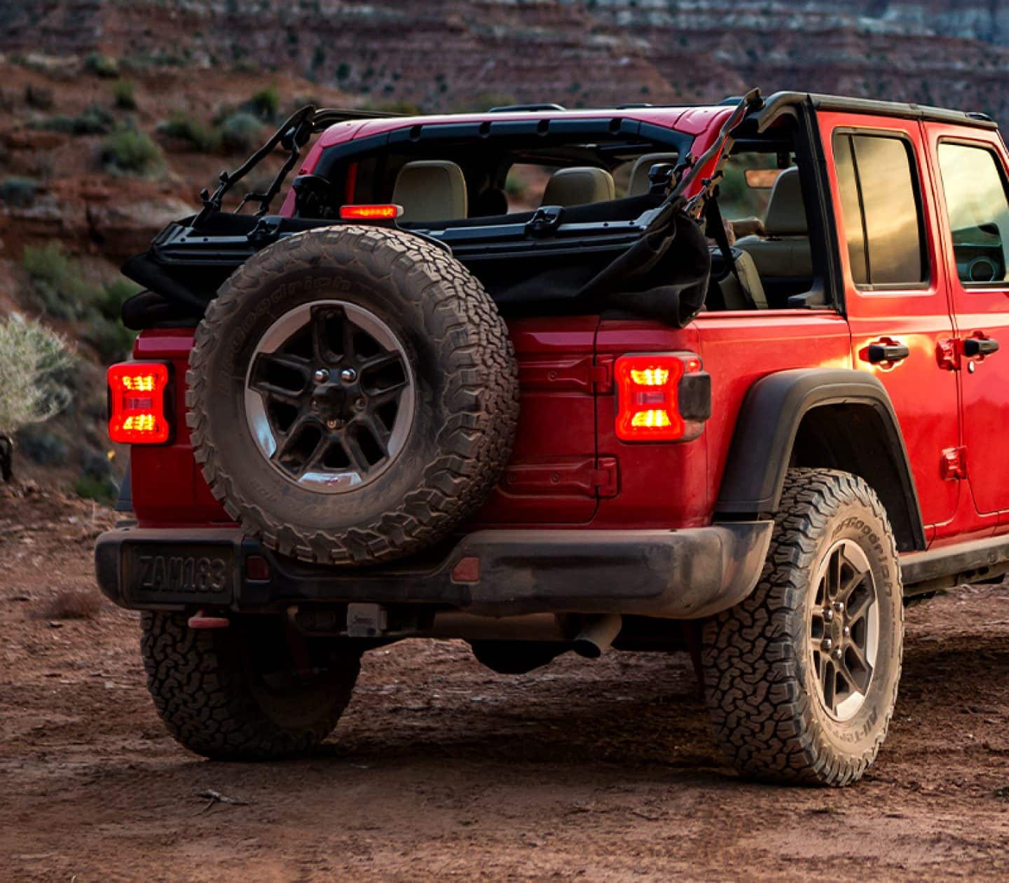 2020 Jeep Wrangler Rugged Exterior Features