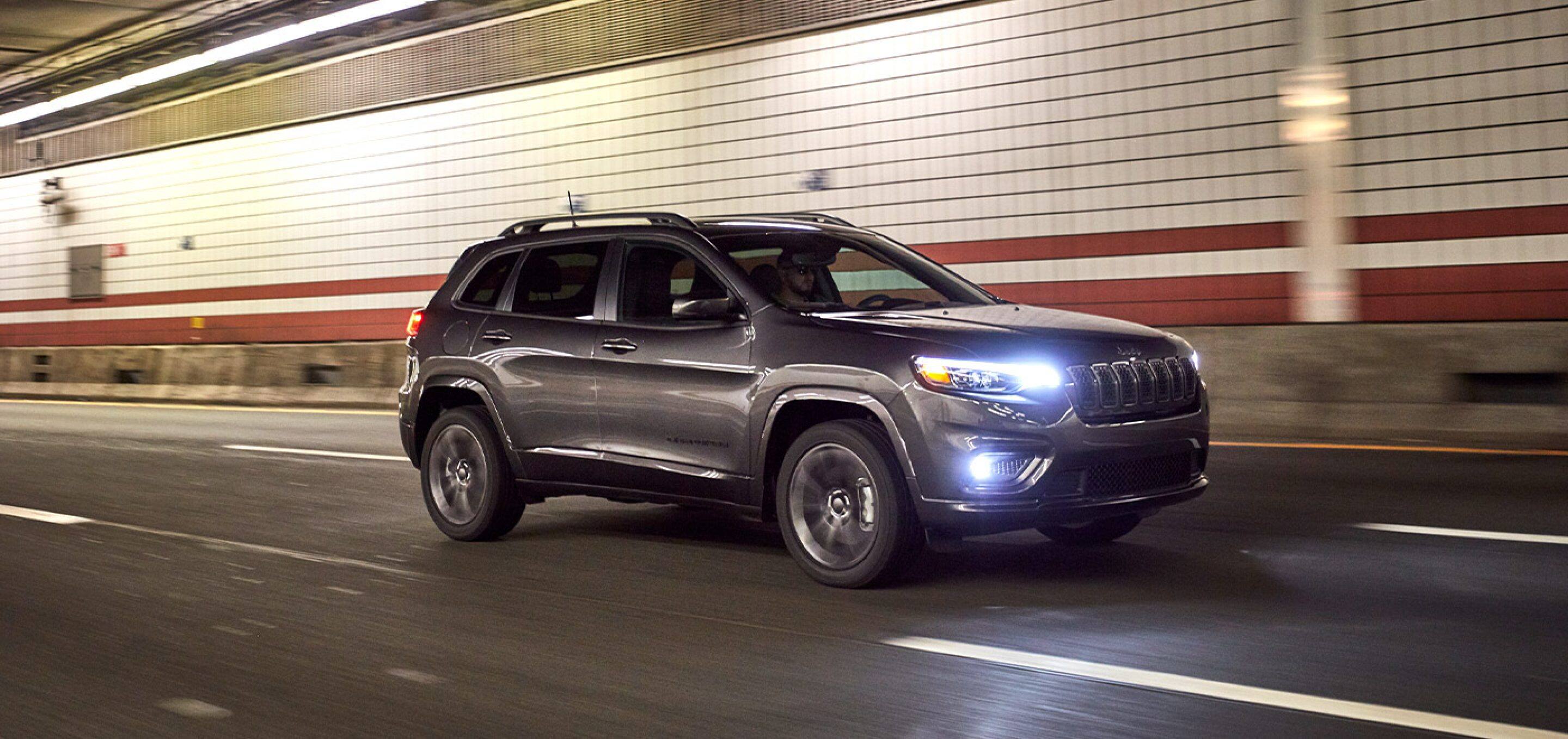 Jeep cherokee online altitude accessories