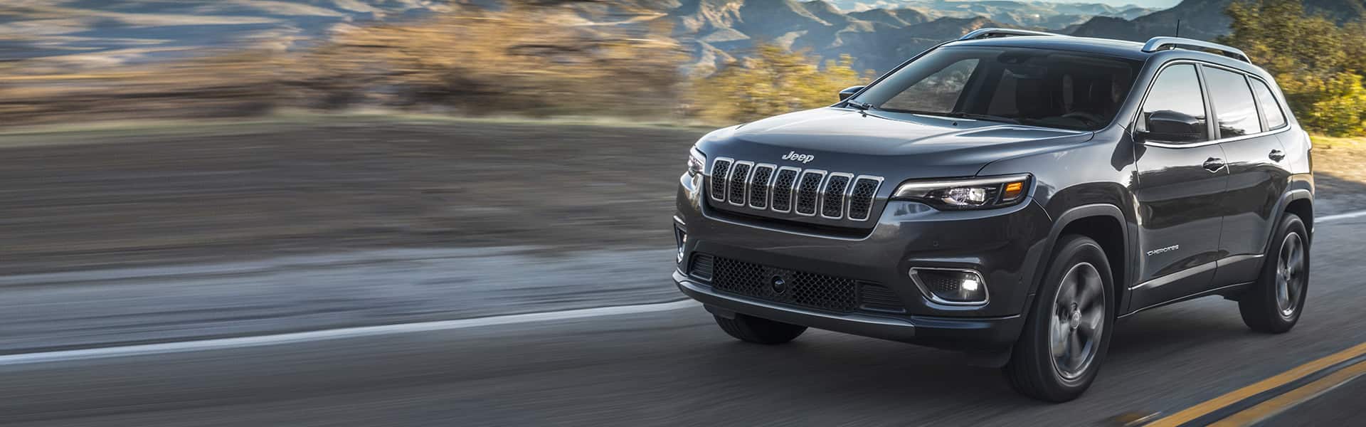 21 Jeep Cherokee Pricing And Specs 4 Door Mid Size Suv 21 Jeep Cherokee Pricing And Specs 4 Door Mid Size Suv