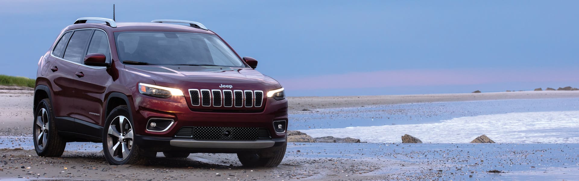 2021 Jeep Cherokee Pricing And Specs 4 Door Mid Size Suv