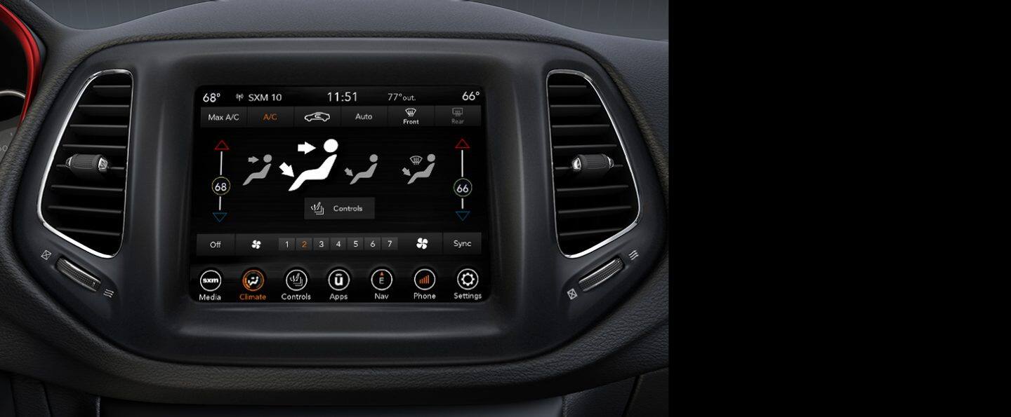 2021 Jeep Compass Interior Compact Suv With Style Explore the 2020 jeep® compass stylish and innovative interior features. 2021 jeep compass interior compact