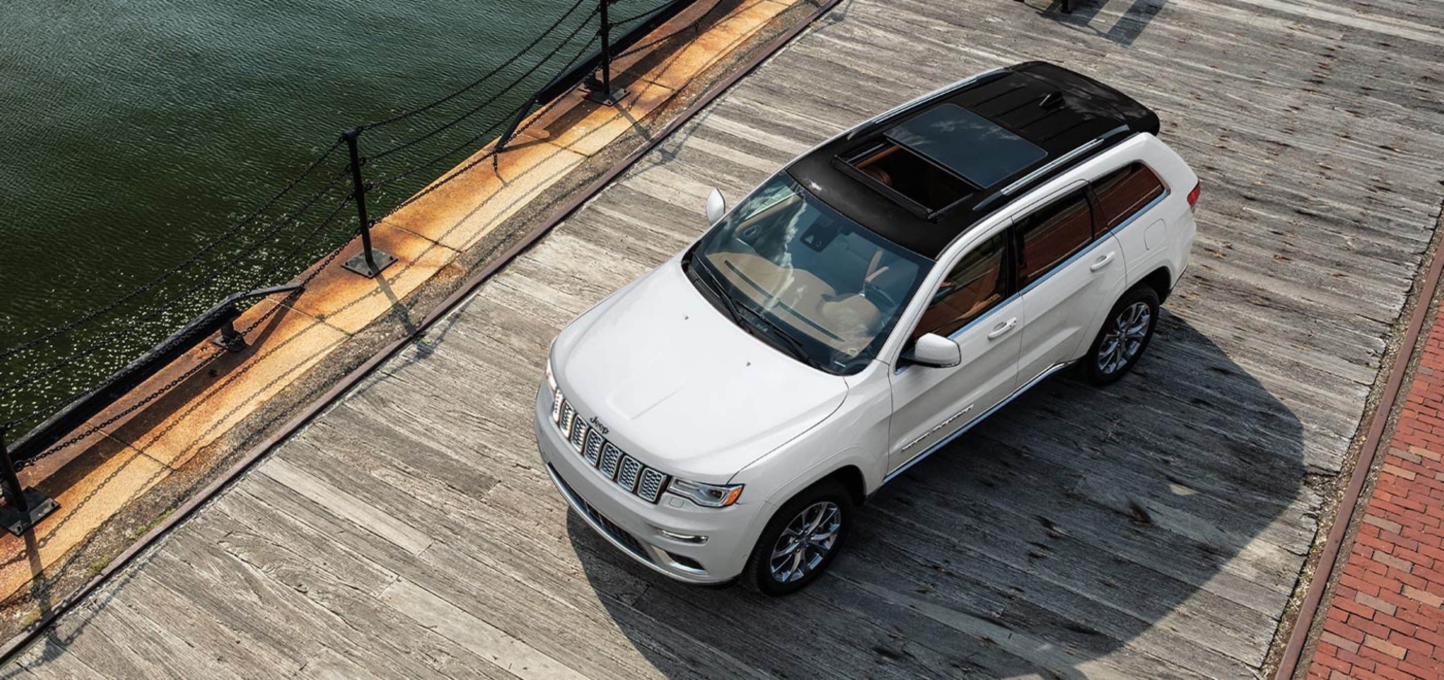 Jeep grand cherokee black roof deals
