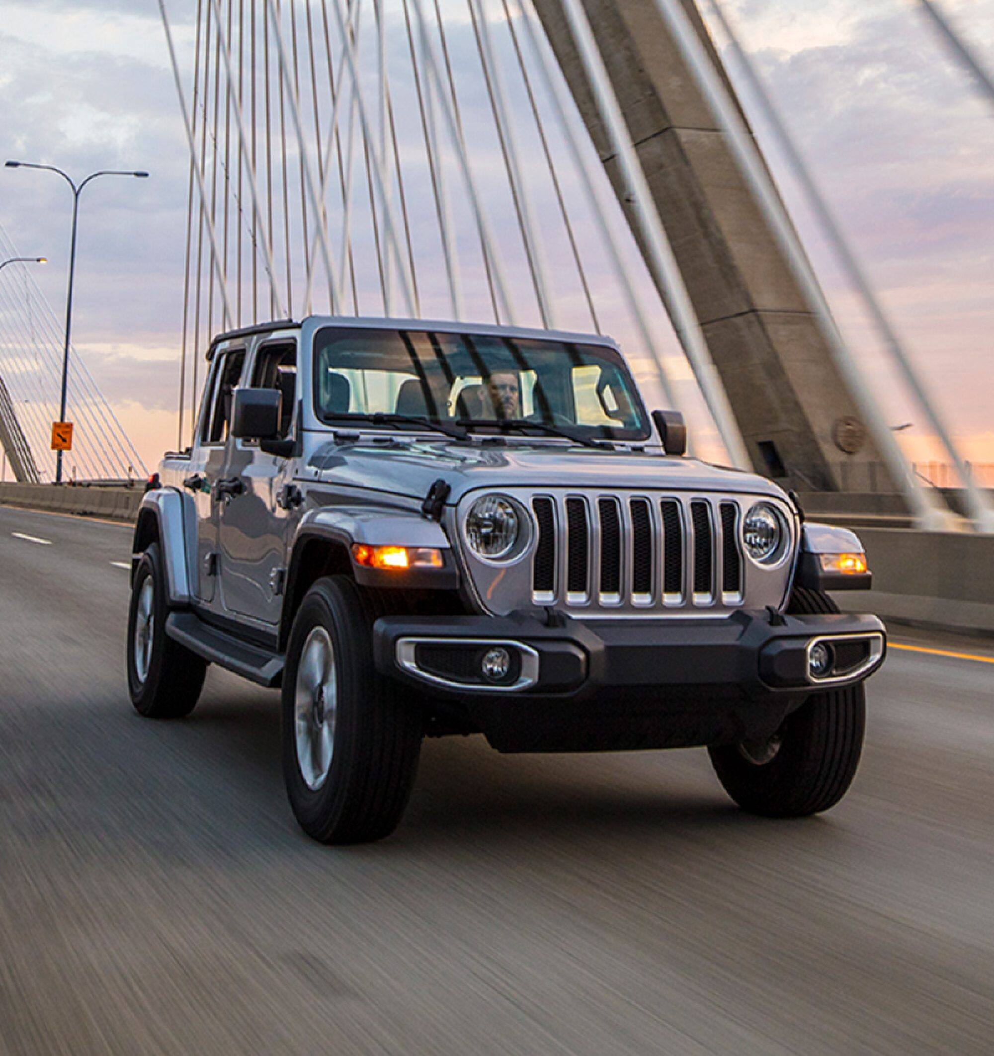 Jeep Wrangler and Ford Bronco Face Off