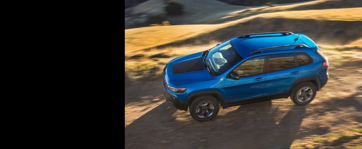 21 Jeep Cherokee Pricing And Specs 4 Door Mid Size Suv 21 Jeep Cherokee Pricing And Specs 4 Door Mid Size Suv