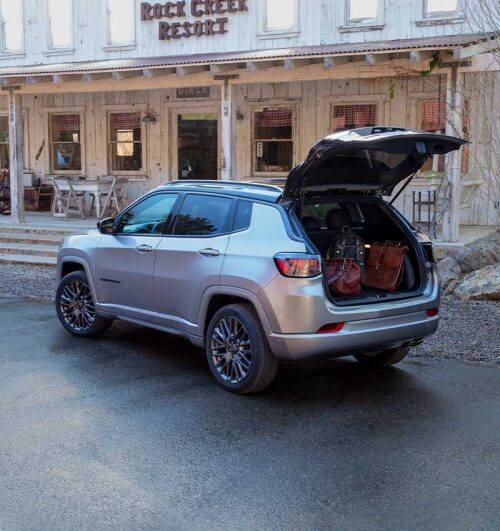 2022 Jeep® Compass Gallery - Interior and Exterior Photos