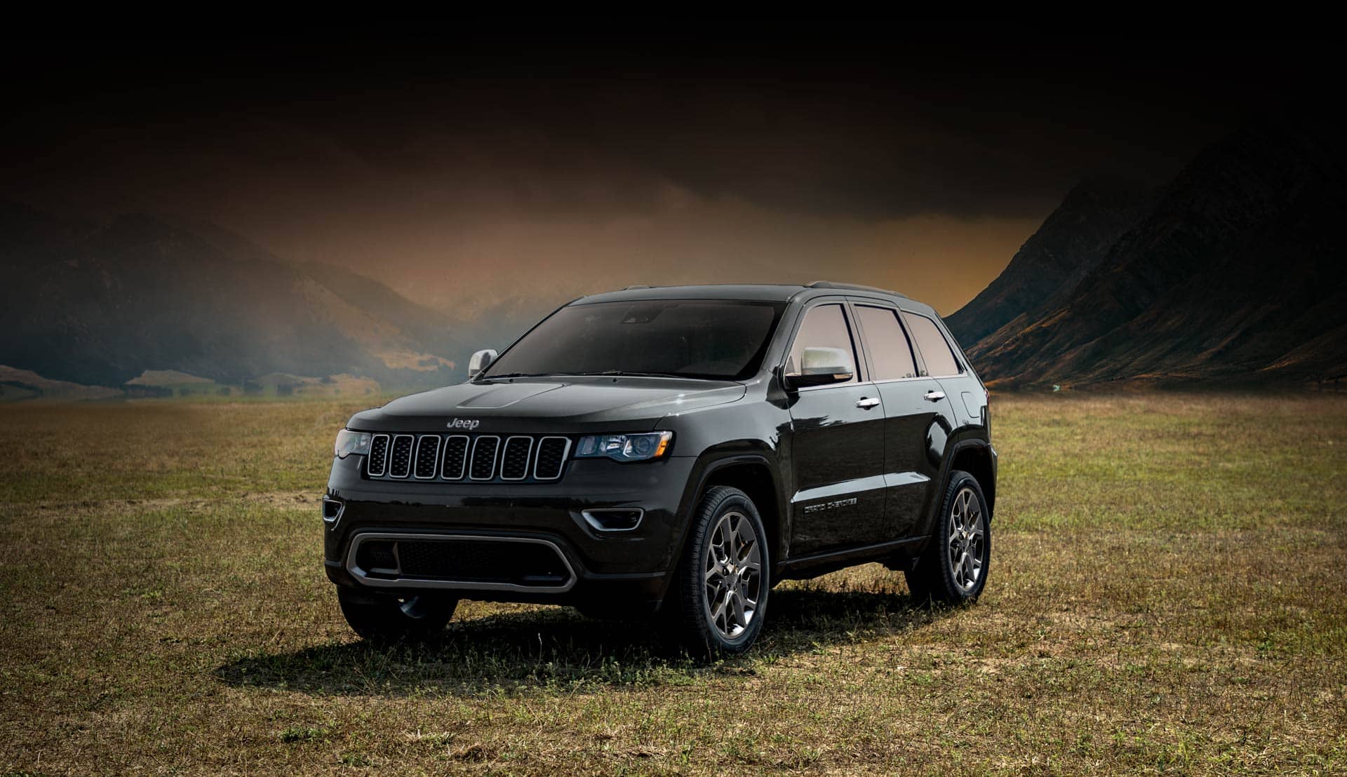 black 2022 Jeep® Grand Cherokee 