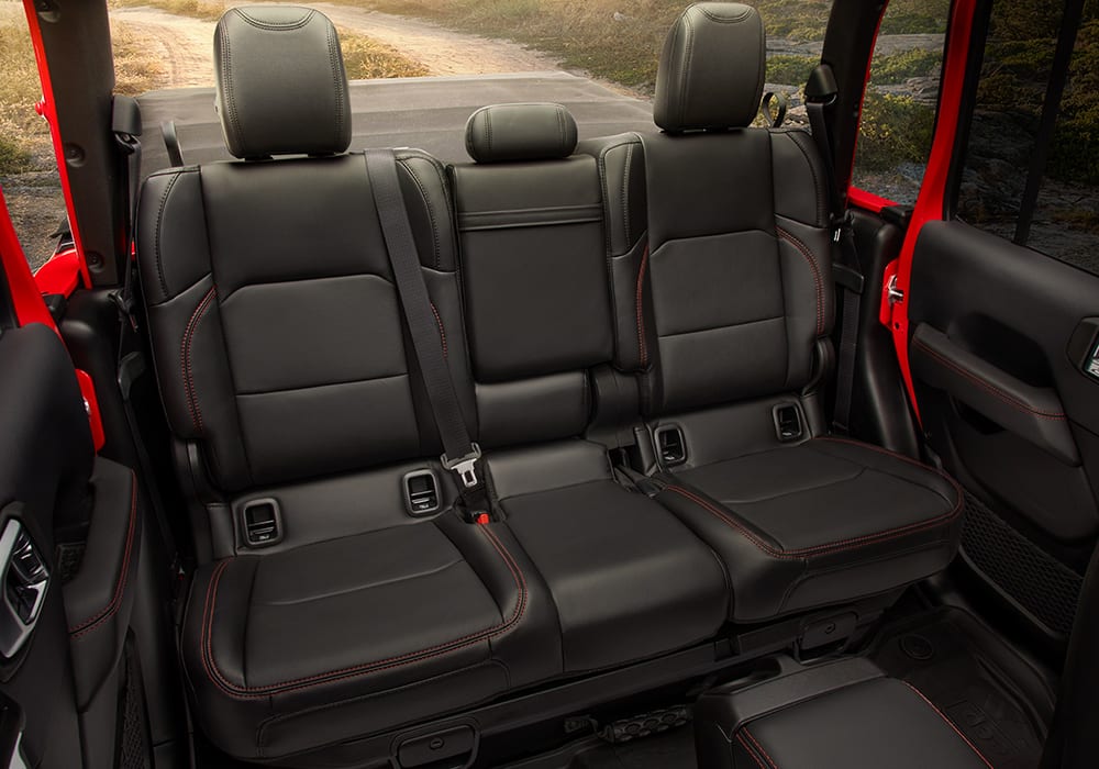 2023 Jeep® Gladiator Interior - Truck Interior Features