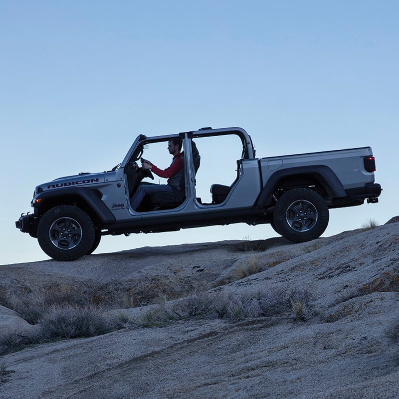 Jeep gladiator no outlet roof
