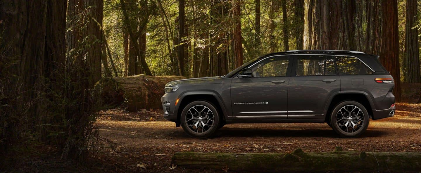 2023 Jeep® Grand Cherokee Exterior - Wheels & Limited Trim