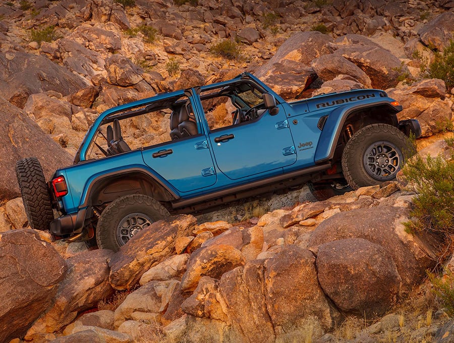 2023 Jeep® Wrangler Rubicon 392 - V8 HEMI Engine Power 2023 Jeep® Wrangler Rubicon 392 - V8 HEMI Engine Power