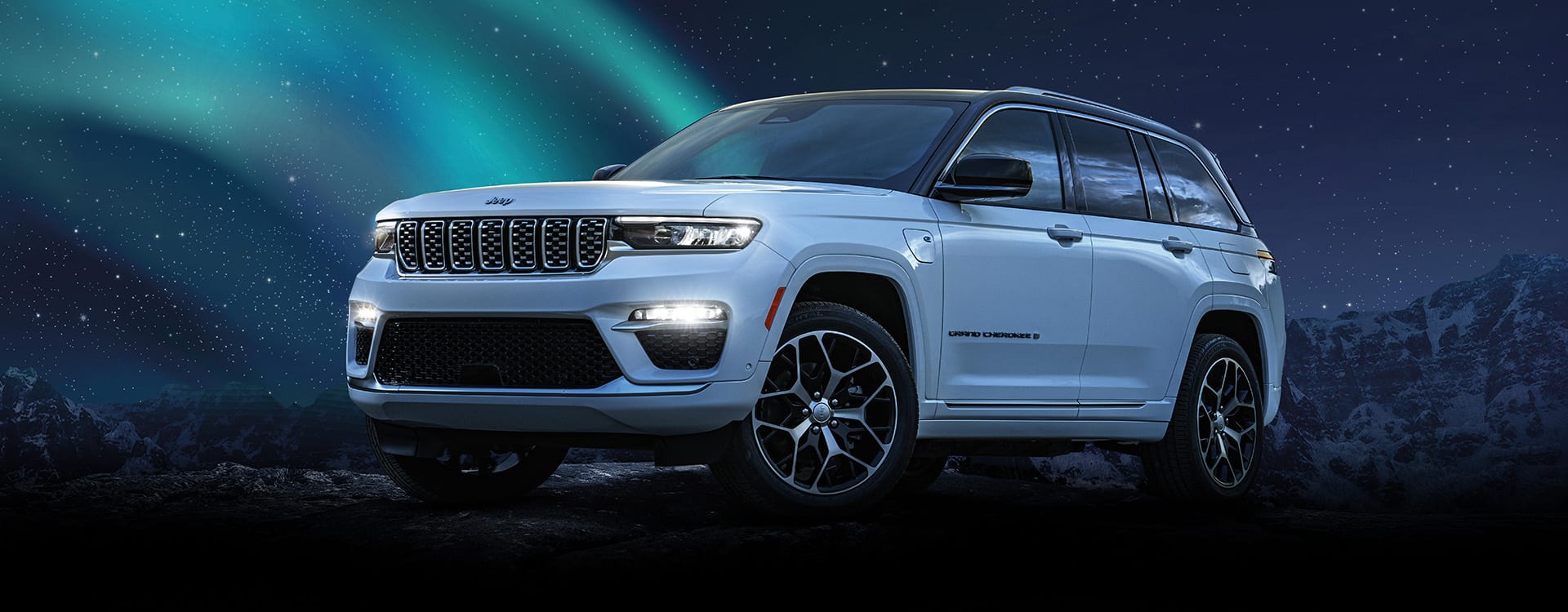 RENEGADE 4XE: THE JEEP® TAKE ON THE PLUG-IN HYBRID - PRESS KIT, Jeep