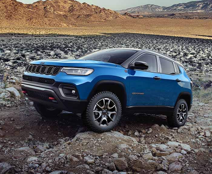 2025 Jeep® Compass 4x4 Adventure on Streets and Trails