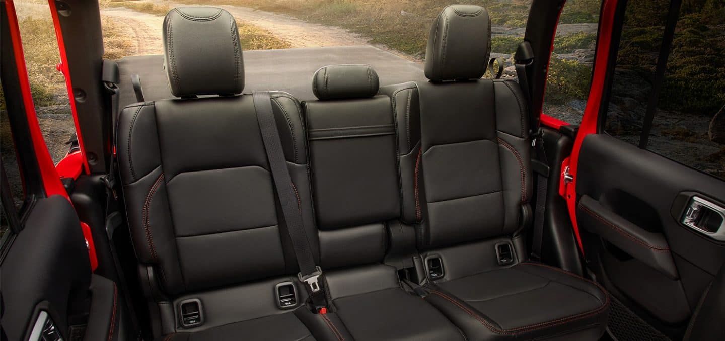 Display The split-folding rear seats in the 2025 Jeep Gladiator.