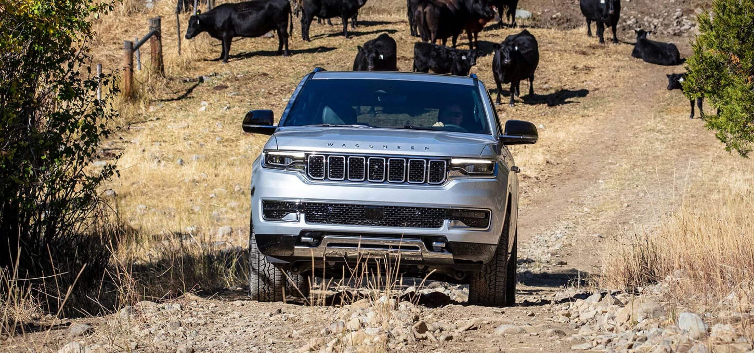 2025 jeep wagoneer front exterior view