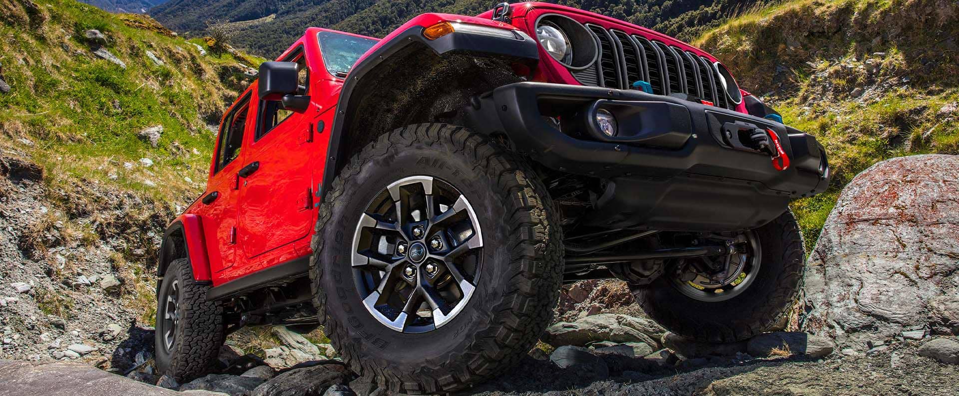Jeep® Wrangler 2025 Explora libertad y aventura interminables
