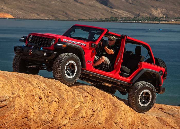 Jeep® Wrangler 2025 Explora libertad y aventura interminables