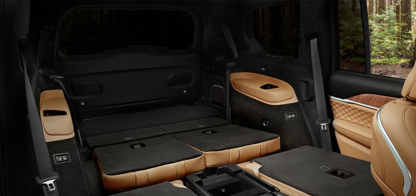 2026 Jeep Grand Cherokee interior and cargo detail