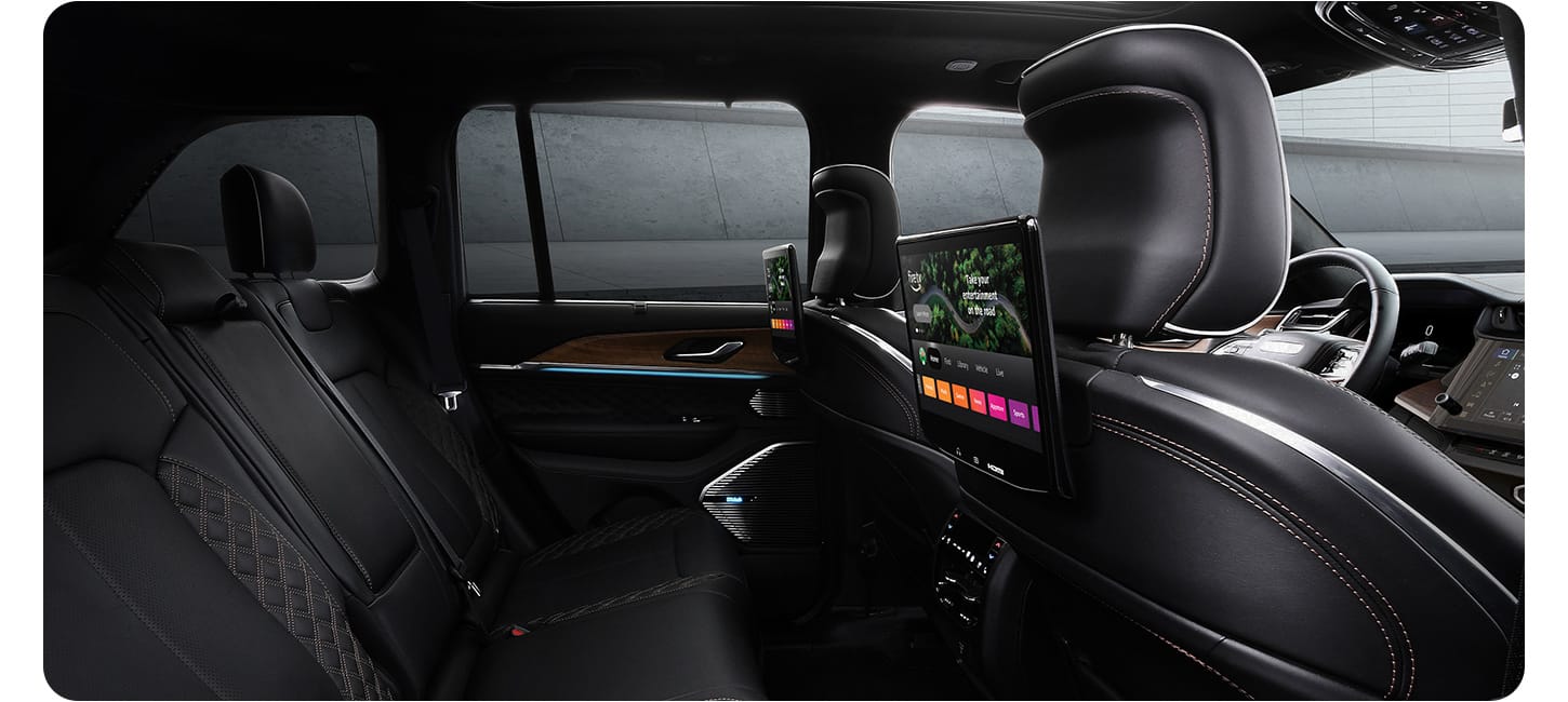 2026 Jeep Grand Cherokee L cabin interior 152 cu ft