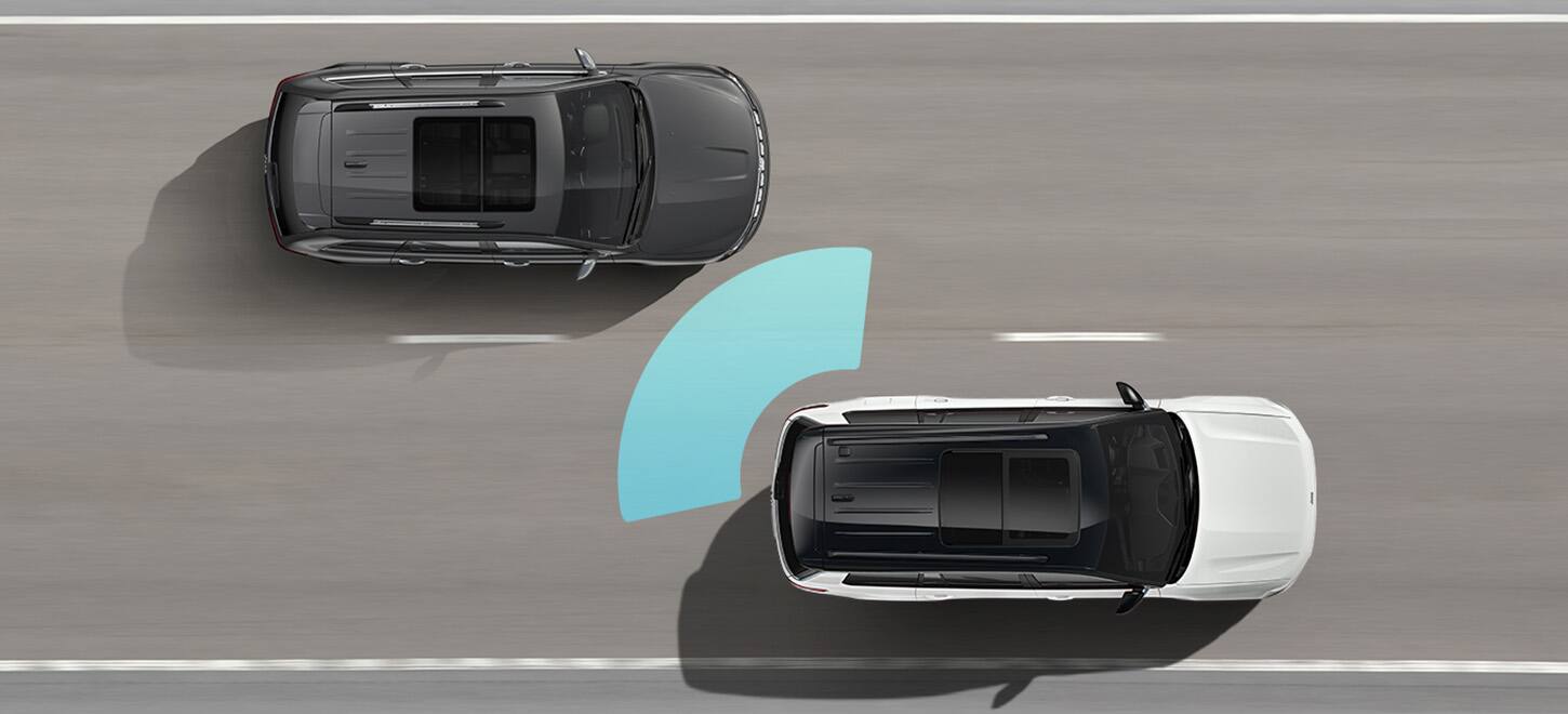 2026 Grand Cherokee — rear cross path detection