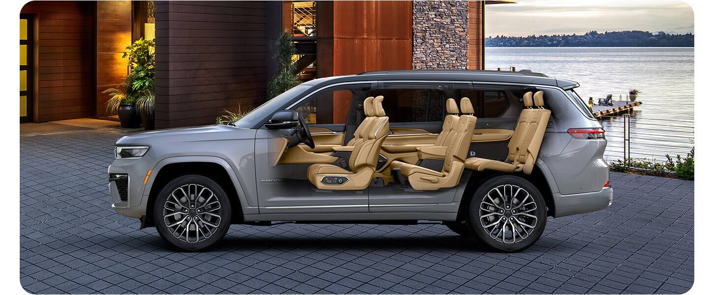 2026 Jeep Grand Cherokee interior dashboard and technology