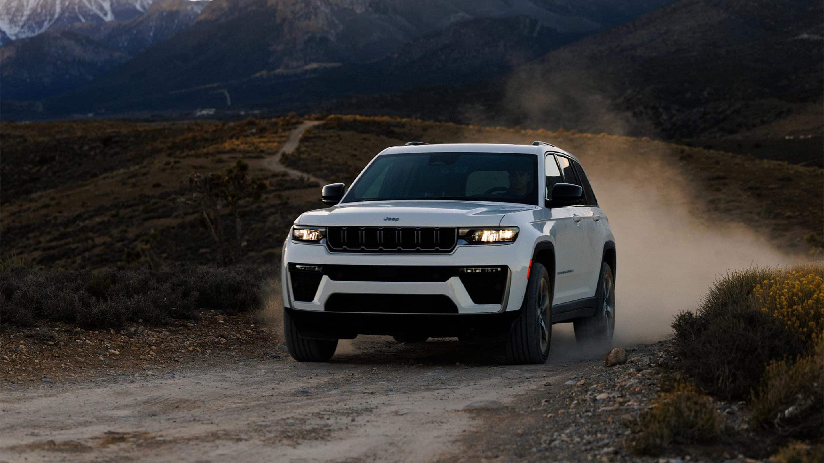 2027 Jeep Grand Cherokee Laredo Delivers V6 Performance