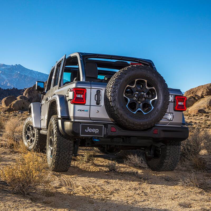 21 Jeep Wrangler 4xe Iconic Suv With Plug In Electric