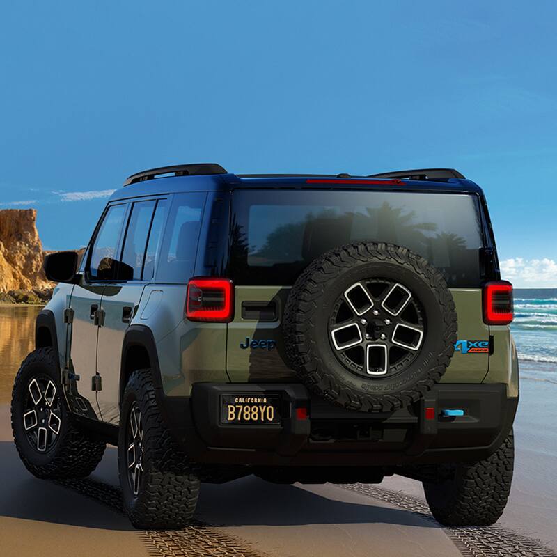 4xe Electric SUV Lineup | Jeep® Recon & Wagoneer S Reveal