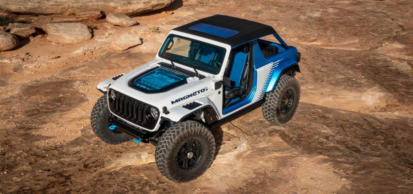 Display The Jeep Magneto 2.0 concept vehicle.