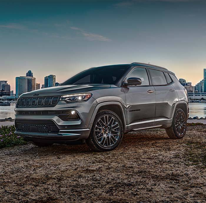 Small SUVs Storage Space & Power in a Compact SUV Jeep®