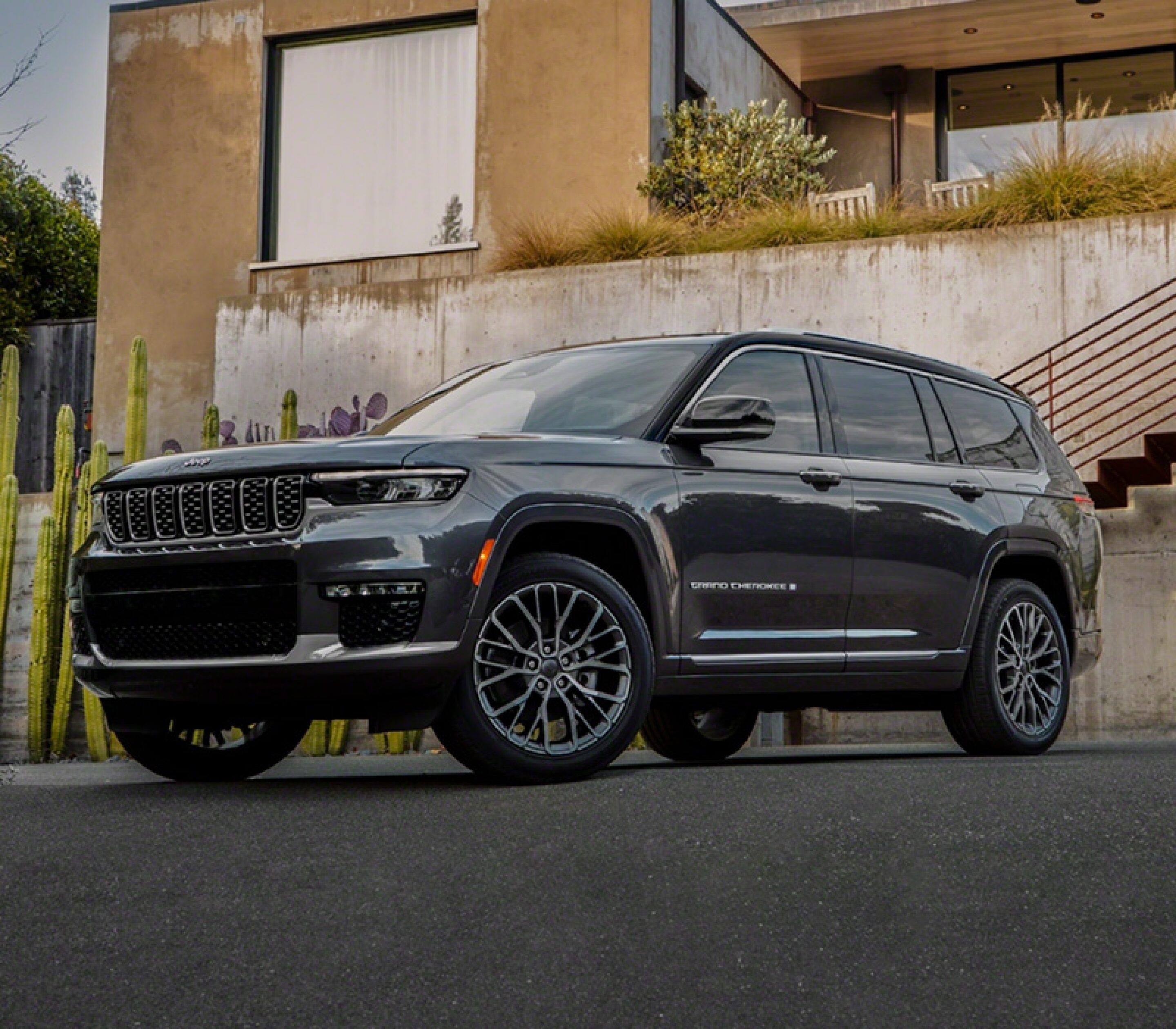 Jeep Wrangler Vs Bronco