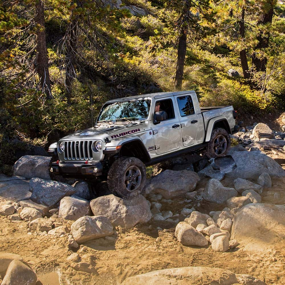 Jeep® Trail Rated Badge - Off-Road Vehicle Certification