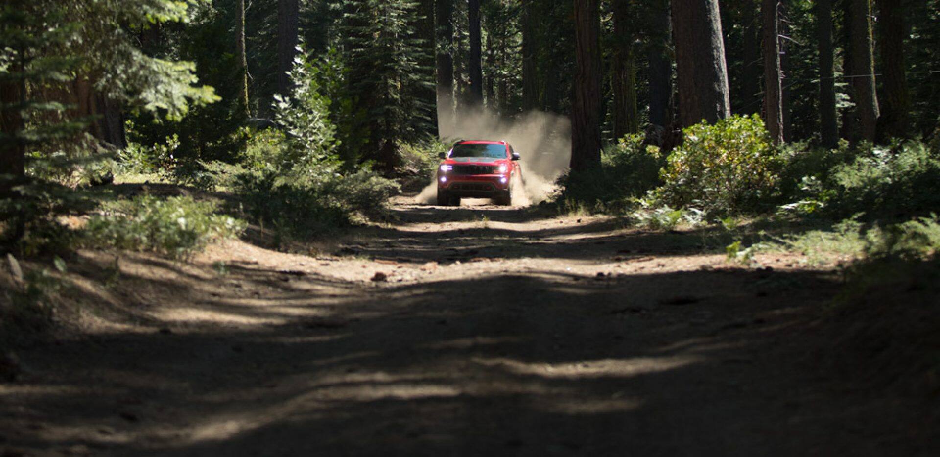 Jeep TrailRated Hero Mobile